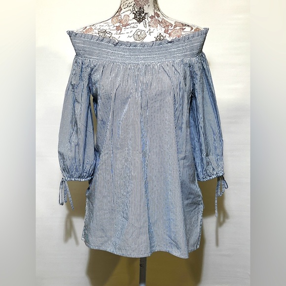 MELISSA PAIGE Navy and white micro striped off shoulder top size M.‎ - Picture 1 of 11